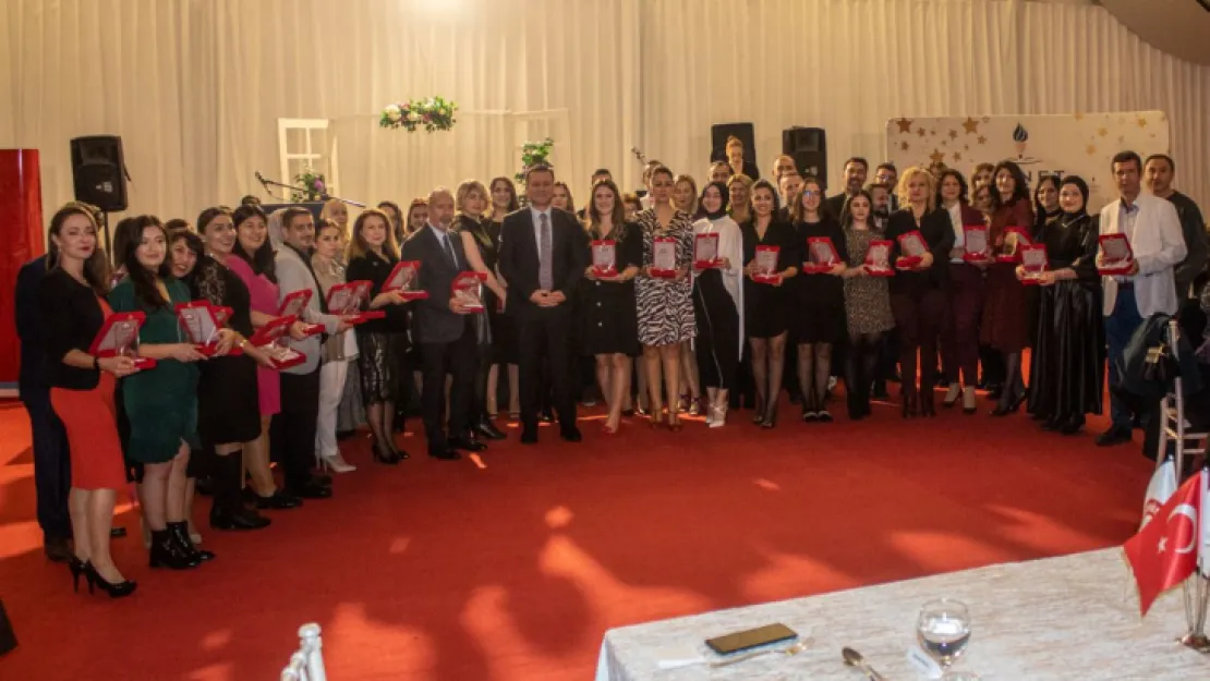 Bilgi Köprüsü'nün 20. yılına özel öğretmenler günü kutlaması!