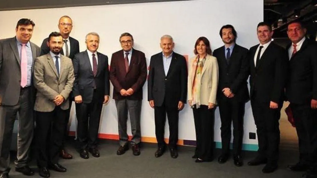 Binali Yıldırım Gebze'deki o fabrikayı ziyaret etti