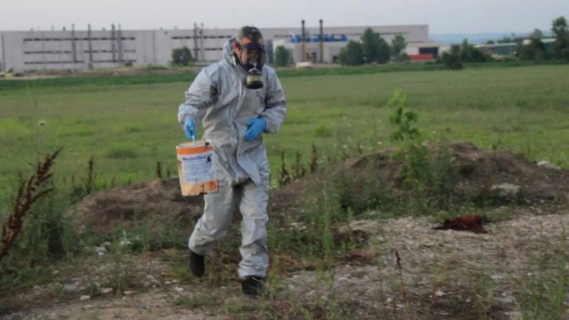 Boş arazide bulunan kutular AFAD ekiplerini harekete geçirdi