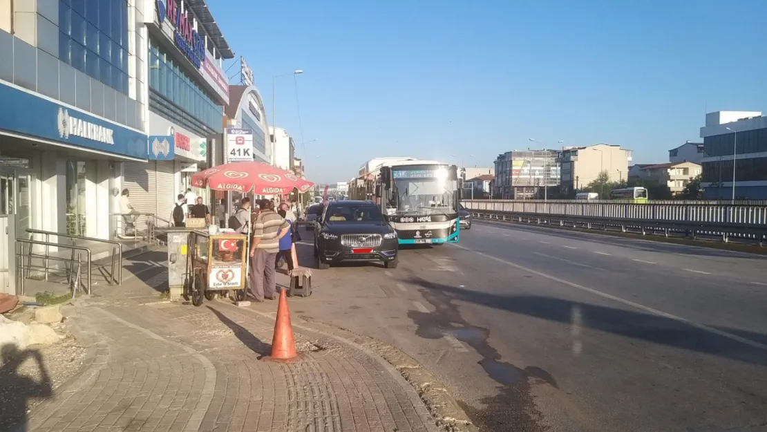 Bu durağa otobüsler yanaşamıyor