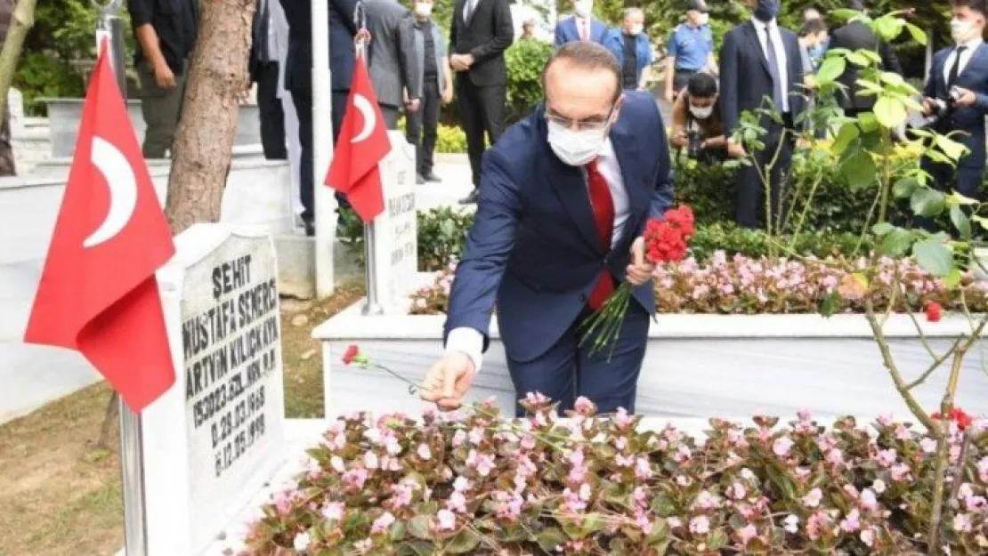'Büyük Milletlerin, Büyük Zaferleri Olur'
