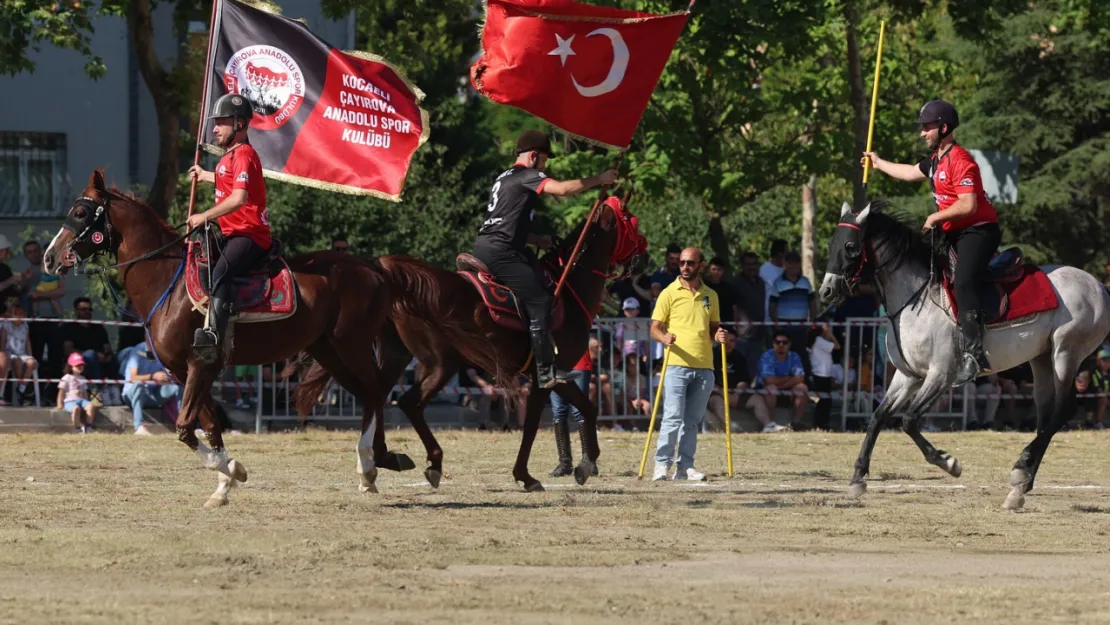 Büyükakın: Atın üstündeki Türk değilse yüktür