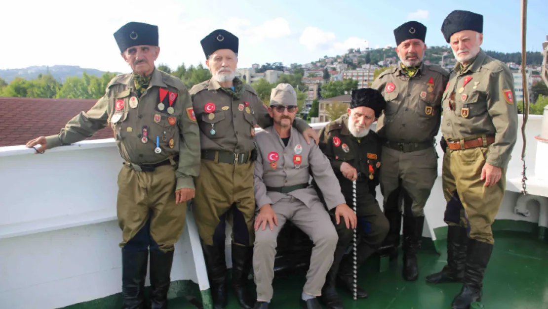 Büyükşehir'den özel vapur turu