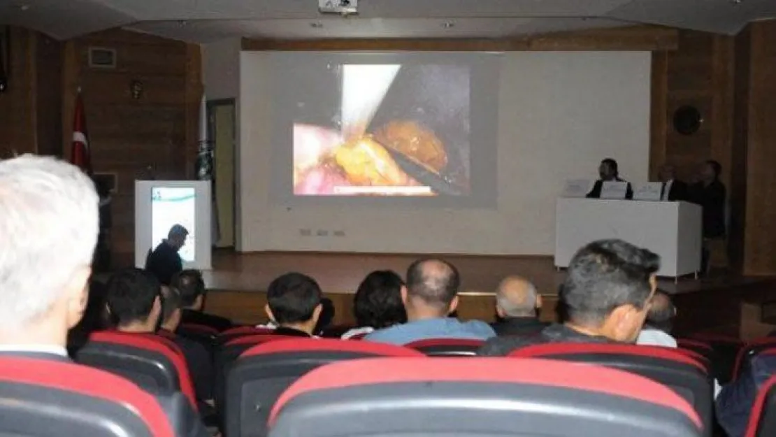Canlı yayında ameliyat yaptılar!