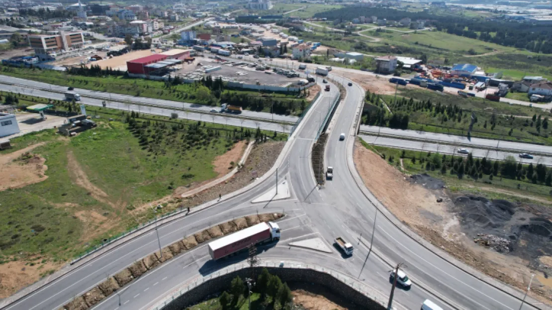 Çayırova Turgut Özal Köprüsü trafiği akıcı hale getirdi