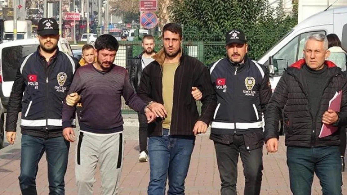 Cezaevi firarileri aynı evde yakalandı!