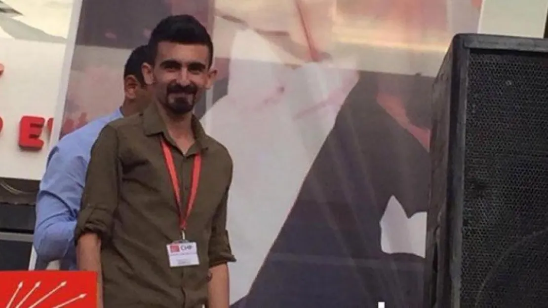 CHP Çayırova'da başkanlığa Burak İnal atandı