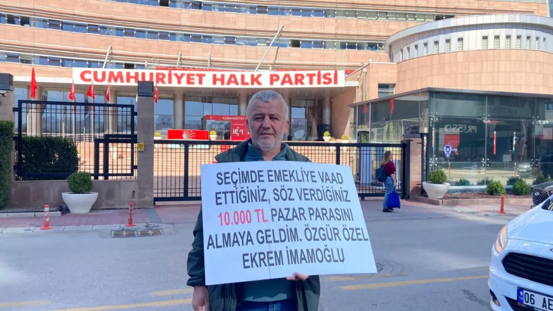 CHP Genel Merkezi önünde İmamoğlu protestosu