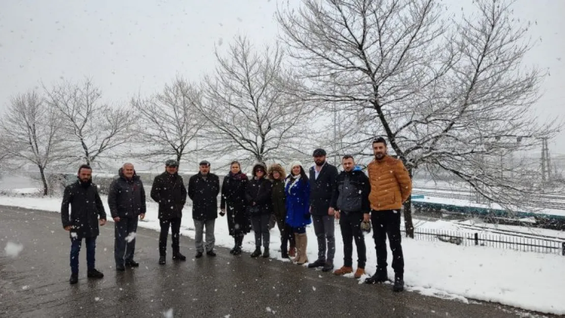 CHP Kartepe'den o açılışa tepki: 'Utanmadınız mı?'