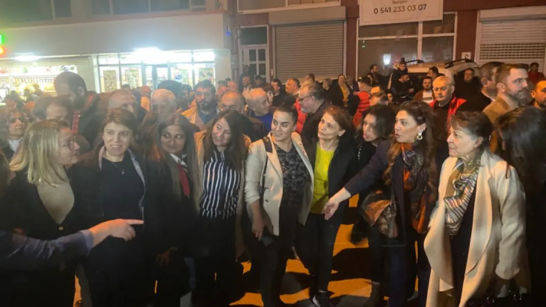 CHP'nin ilk SKM ofisi kapılarını açtı