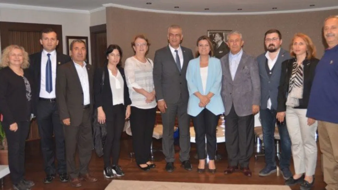 CHP Sakarya'dan Hürriyet'e ziyaret