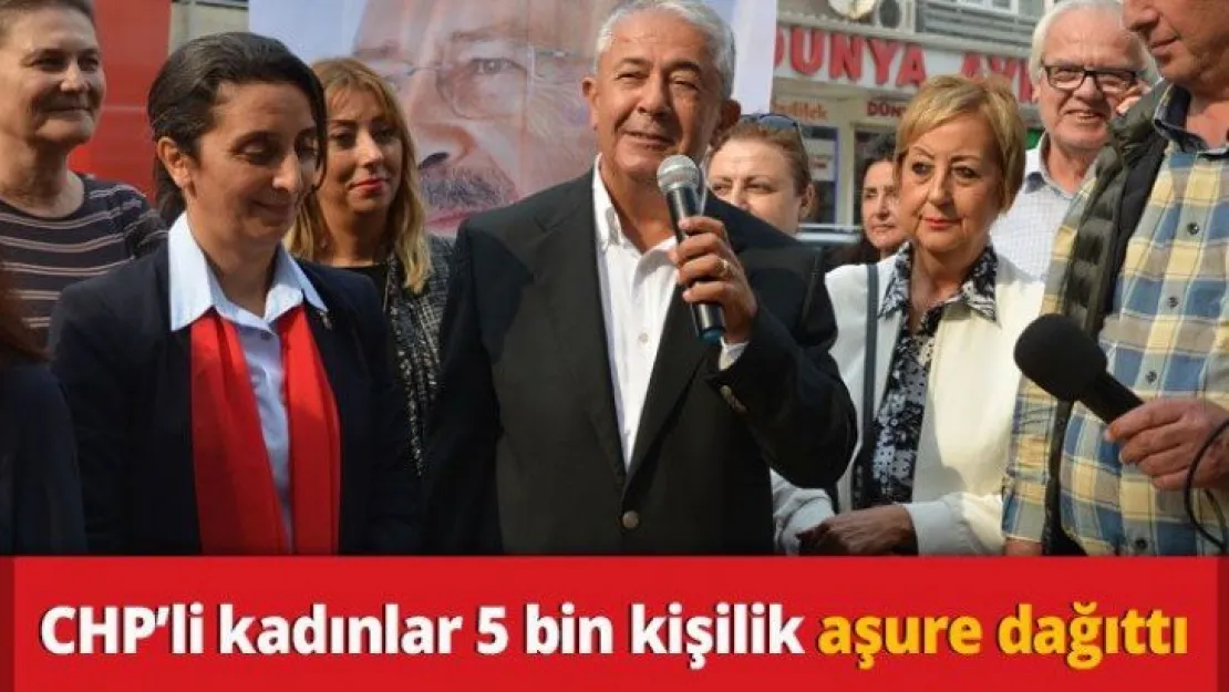 CHP'li kadınlar 5 bin kişilik aşure dağıttı