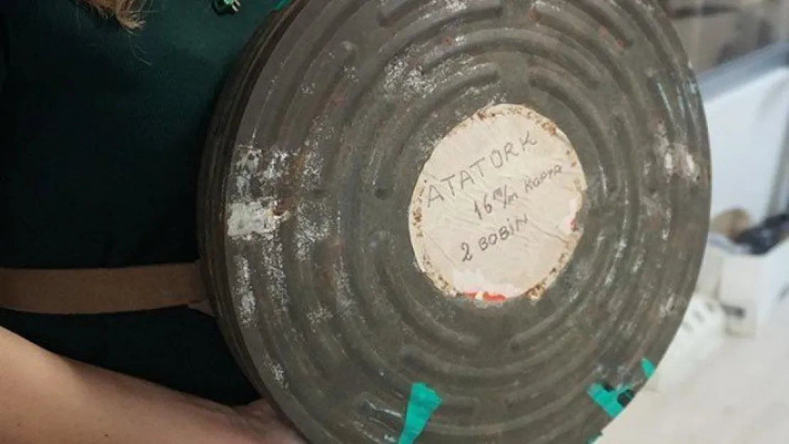 Çöpten kurtarılan Atatürk Belgeseli İzmitliler'le buluşacak