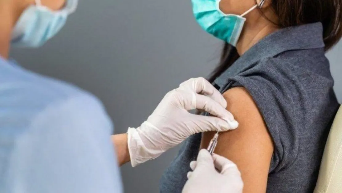 Corona aşısında büyük hata: Deneklerde HIV antikoru çıktı