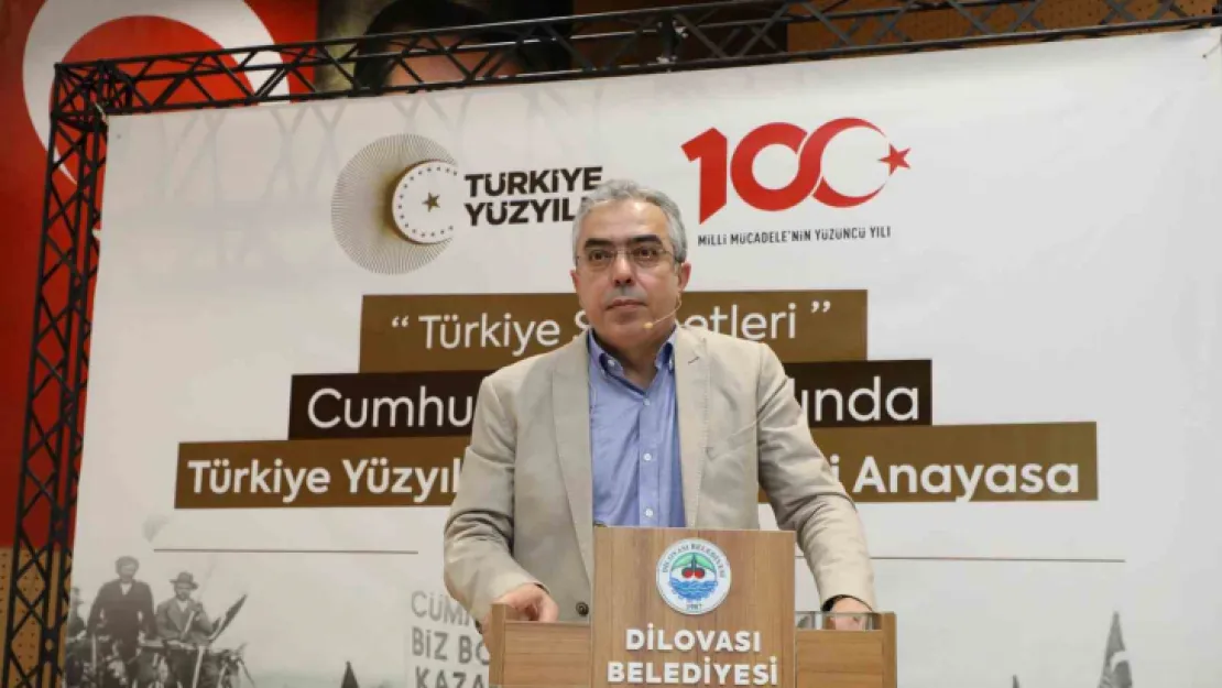 Cumhurbaşkanı Başdanışmanı, yeni anayasayı Kocaeli'de anlattı