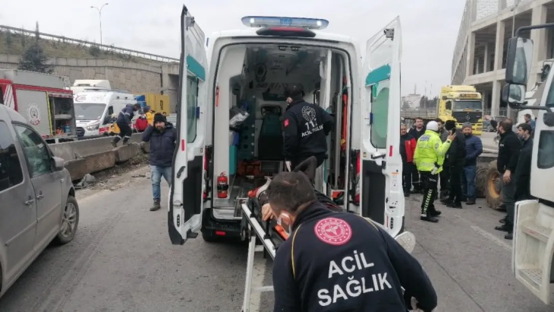 4 araç birbirine girdi, ortalık savaş alanına döndü