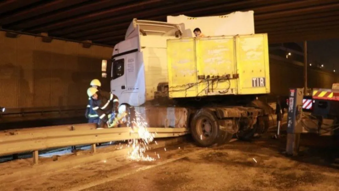 D-100'de faciaya ramak kaldı