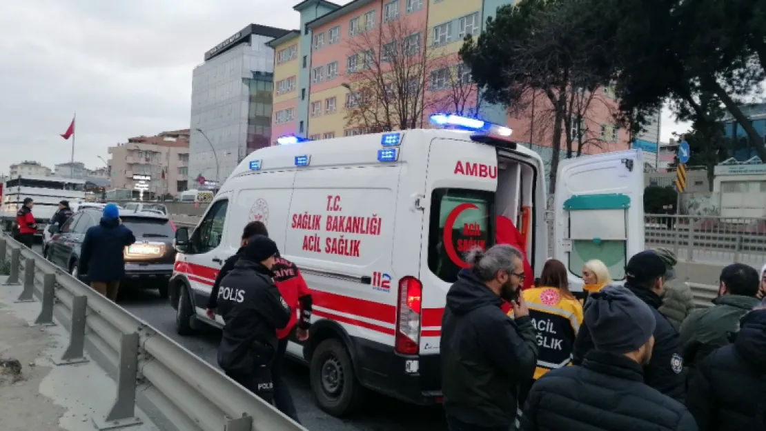 D-100'de zincirleme kazada bir araçta yangın çıktı