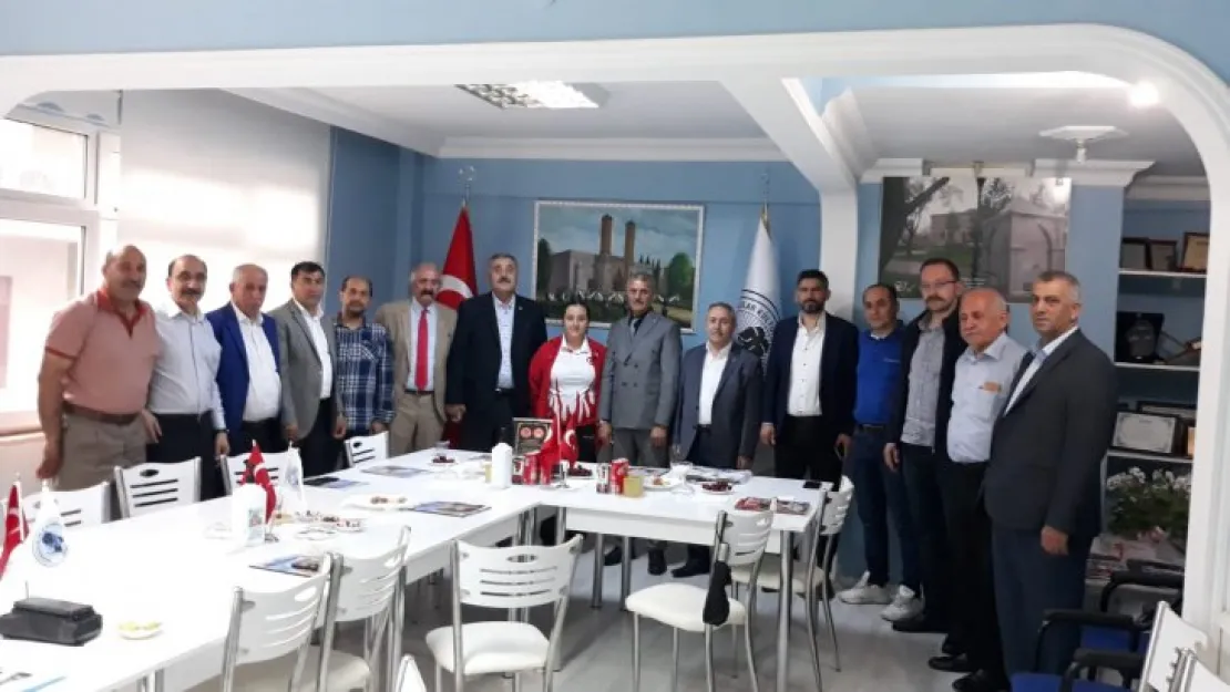 Dadaşlar dünya ikincisi Tuana'yı ağırladı