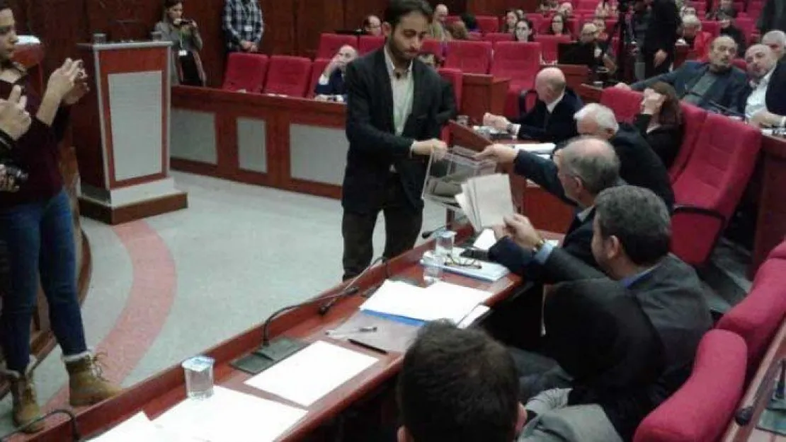 Denetim komisyonuna 2 CHP'li, 2 Ak Partili