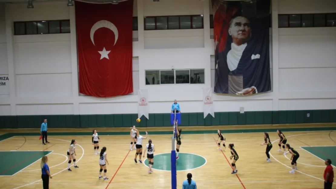 Derincespor Kulübü ilk müsabakasına çıktı