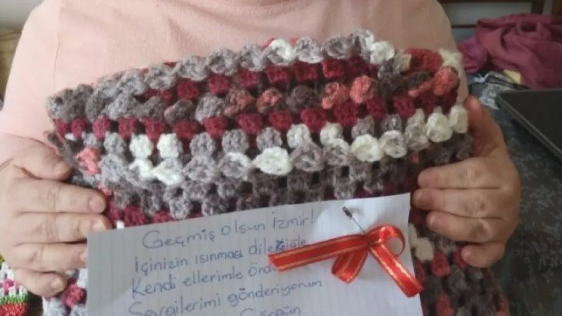 Down sendromlu Ceren elleriyle ördüğü battaniyeyi İzmir'e gönderdi 