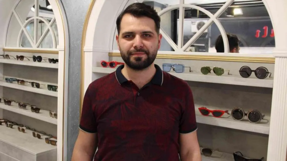 Hırsızlar 250 bin lira değerinde saatleri çaldı!
