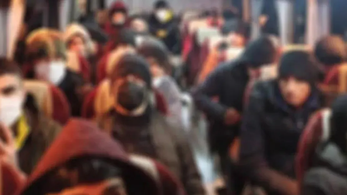 Düzensiz göçmenler sınır dışı edildi