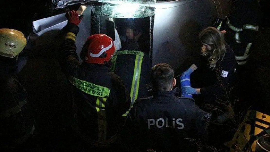 Ehliyetsiz sürücünün kullandığı araç dere yatağına uçtu