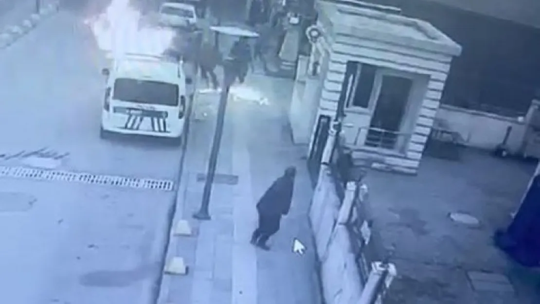 Ekip otosunu böyle ateşe vermiş