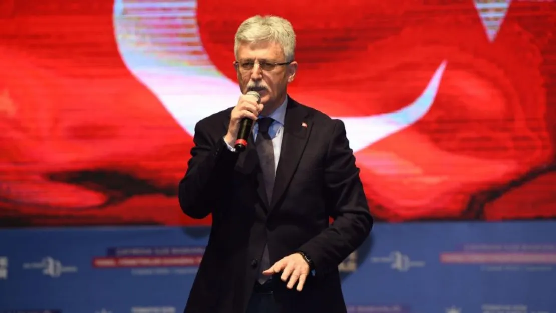 Ellibeş: 'Günümüz sosyal medyada değil, milletimizin yanında geçiriyor'