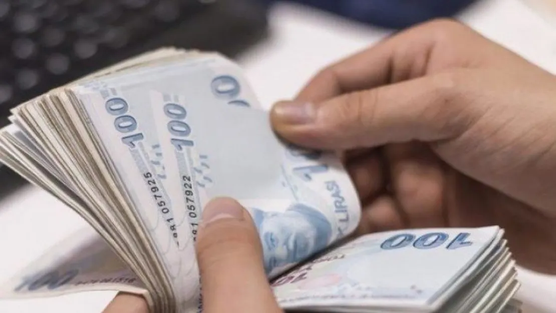 Emeklilere eşit zam gündemde!
