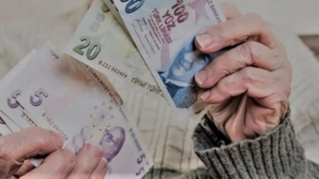 Emeklinin bayram ikramiyesi belli oldu