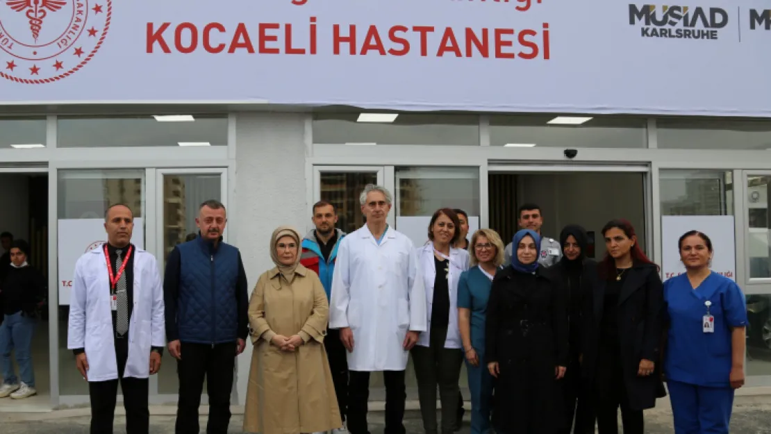 Emine Erdoğan'dan Büyükşehir Hastanesi'ne övgü