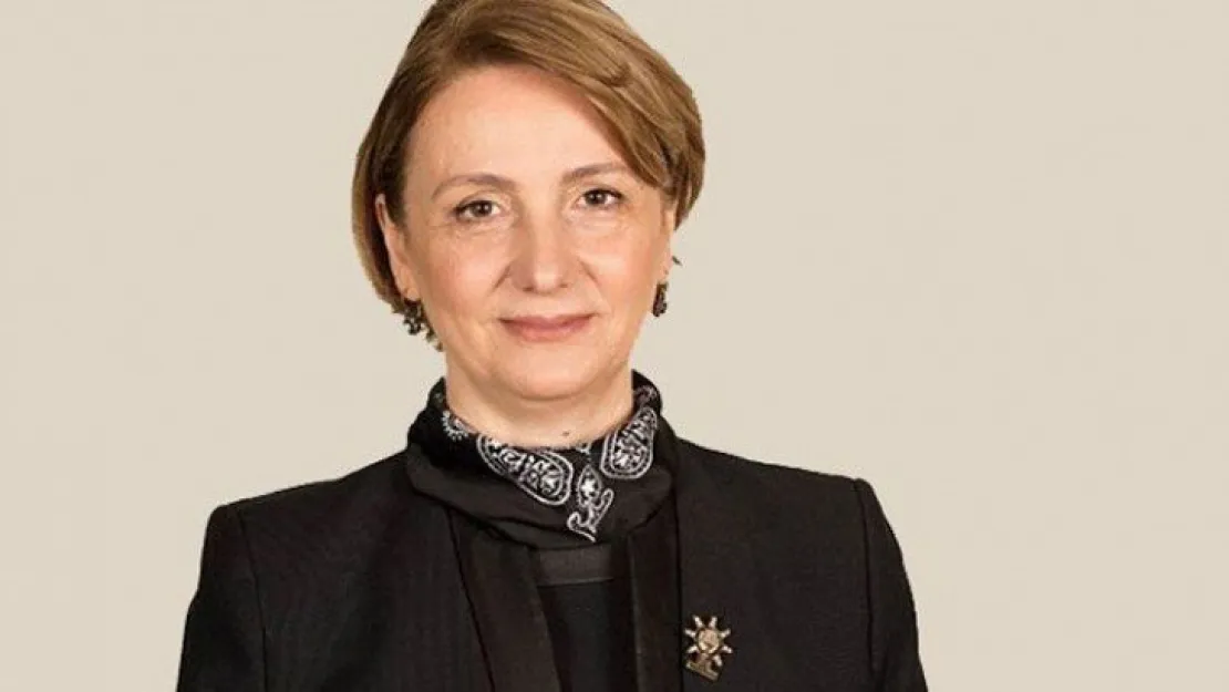 Emine Zeybek'ten istifa iddialarına yalanlama