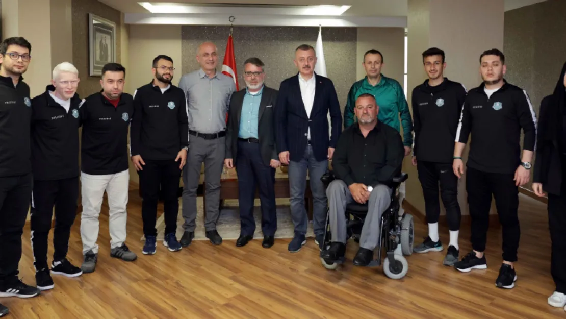 Engelli bireyler sporla sınırlarını zorluyor