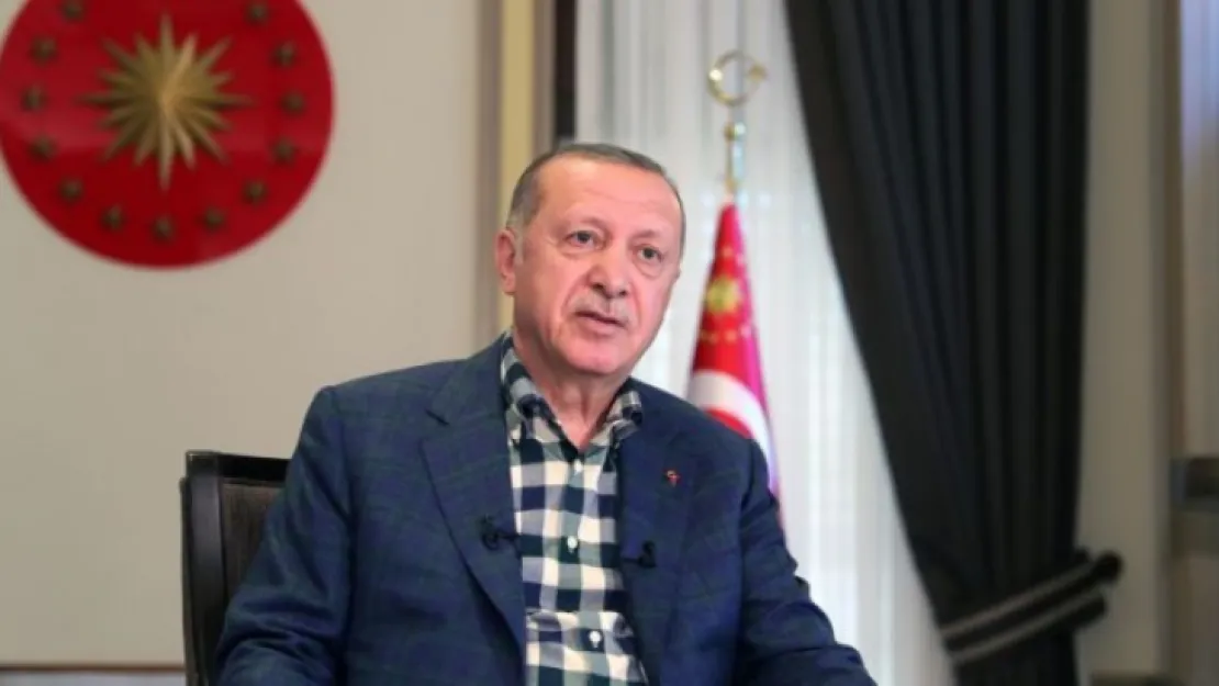 Erdoğan canlı yayında prompter kazası yaşadı: 'Geri al, geri al'