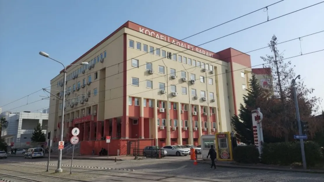 Eşini defalarca bıçaklayan kocaya 17 yıl hapis
