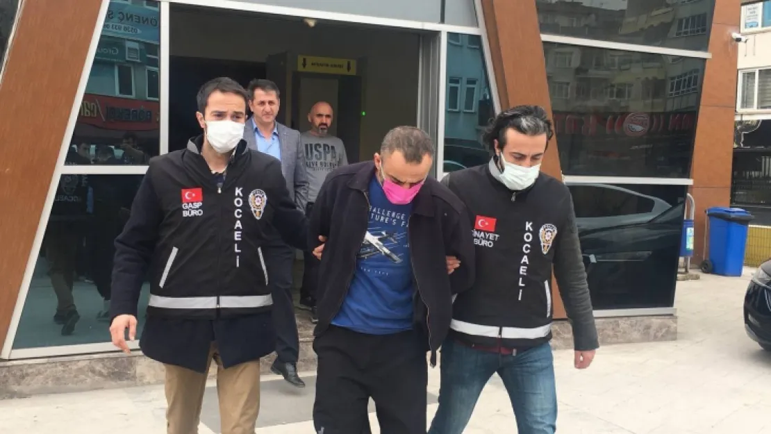 Eşini bıçakladığını hatırlamadı