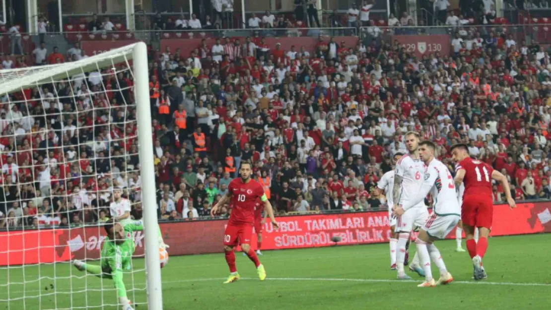 Türkiye'den kolay galibiyet: 2-0