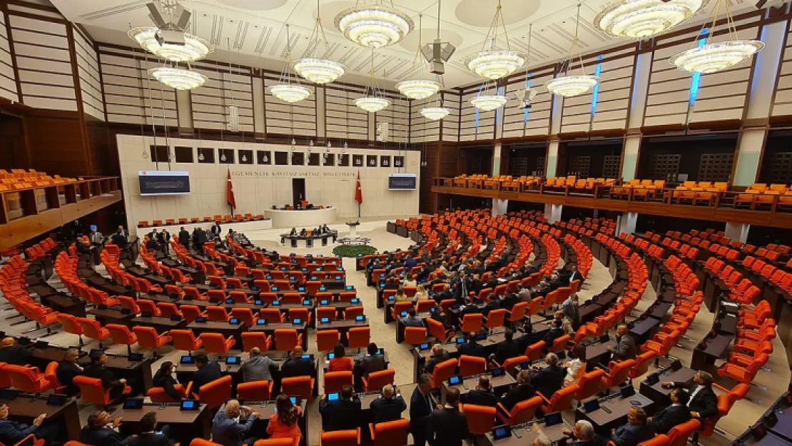 EYT yasa teklifi TBMM'de kabul edildi