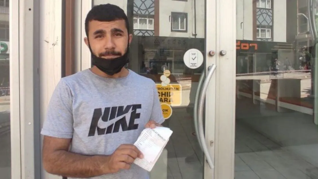 Fatura ödeme noktasında sahte makbuz verip yüzlerce kişiyi dolandırdılar