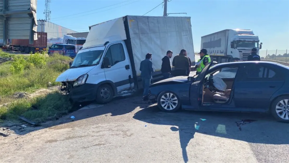 Feci kaza: 1'i ağır, 3 yaralı