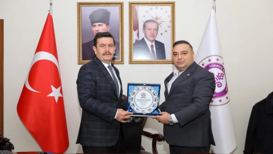 Gazeteci Aydoğan'dan Vali Arslantaş'a ziyaret