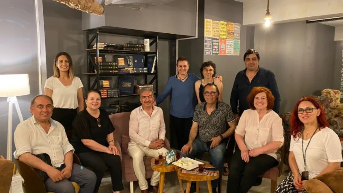 Gazeteci kaleme aldı: Bu kitap kadınları anlatıyor