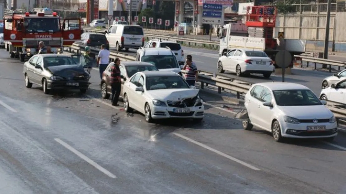 Gebze'de 7 araç birbirine girdi!