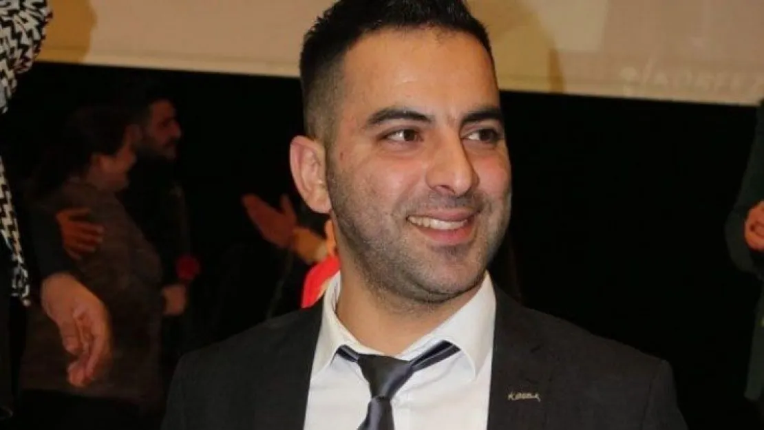 Gençlerden öz eleştiriye davet