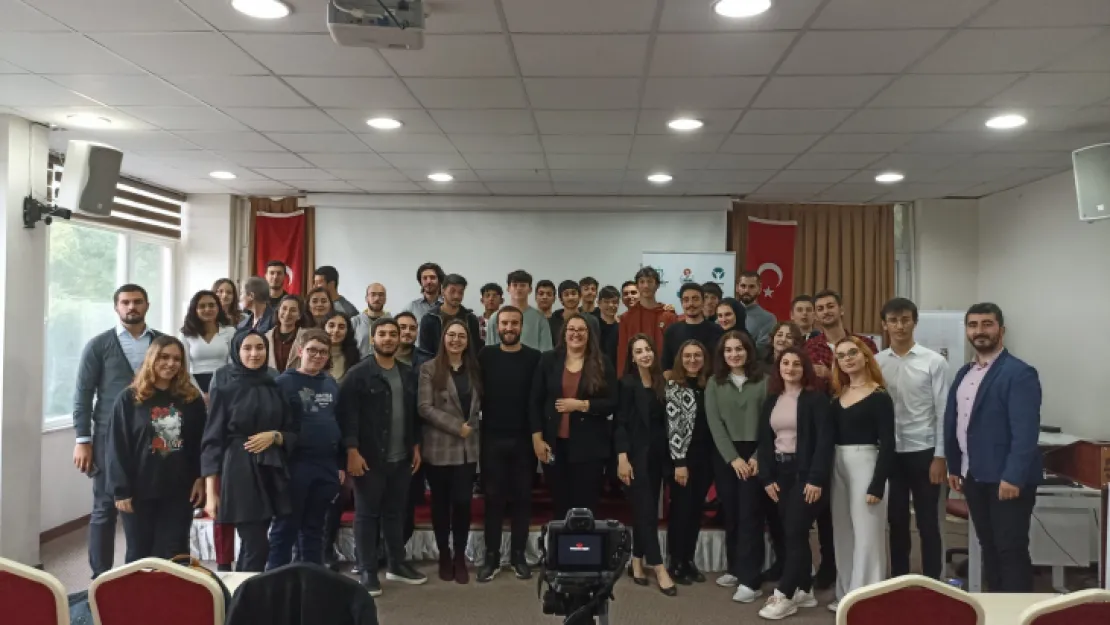 Gençlik İçin Yönetişim Dijital Dünya Projesi Başlıyor!