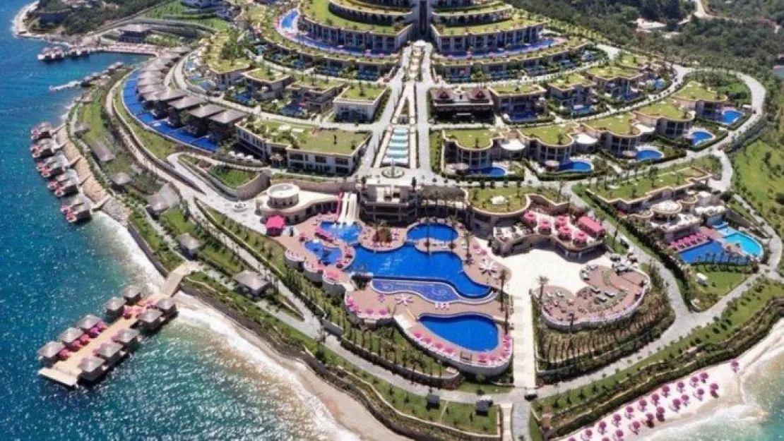 Gölcüklü Sanatçı'nın da Paramount Otel'de olduğu ortaya çıktı!
