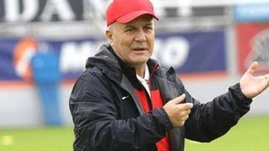 Gölcükspor'da Tekelioğlu bıraktı!